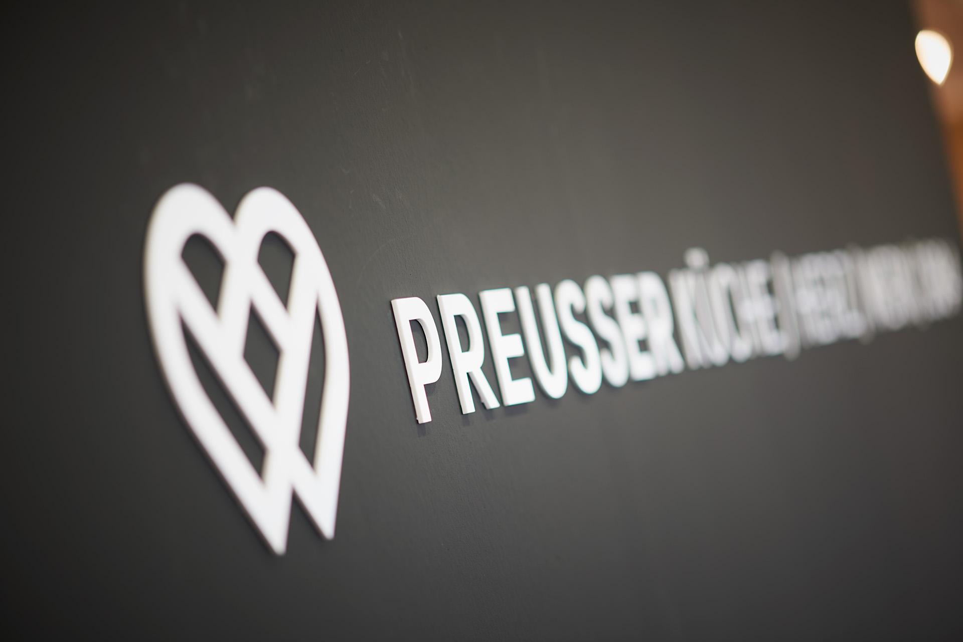 Preusser Küchenstudio Logo